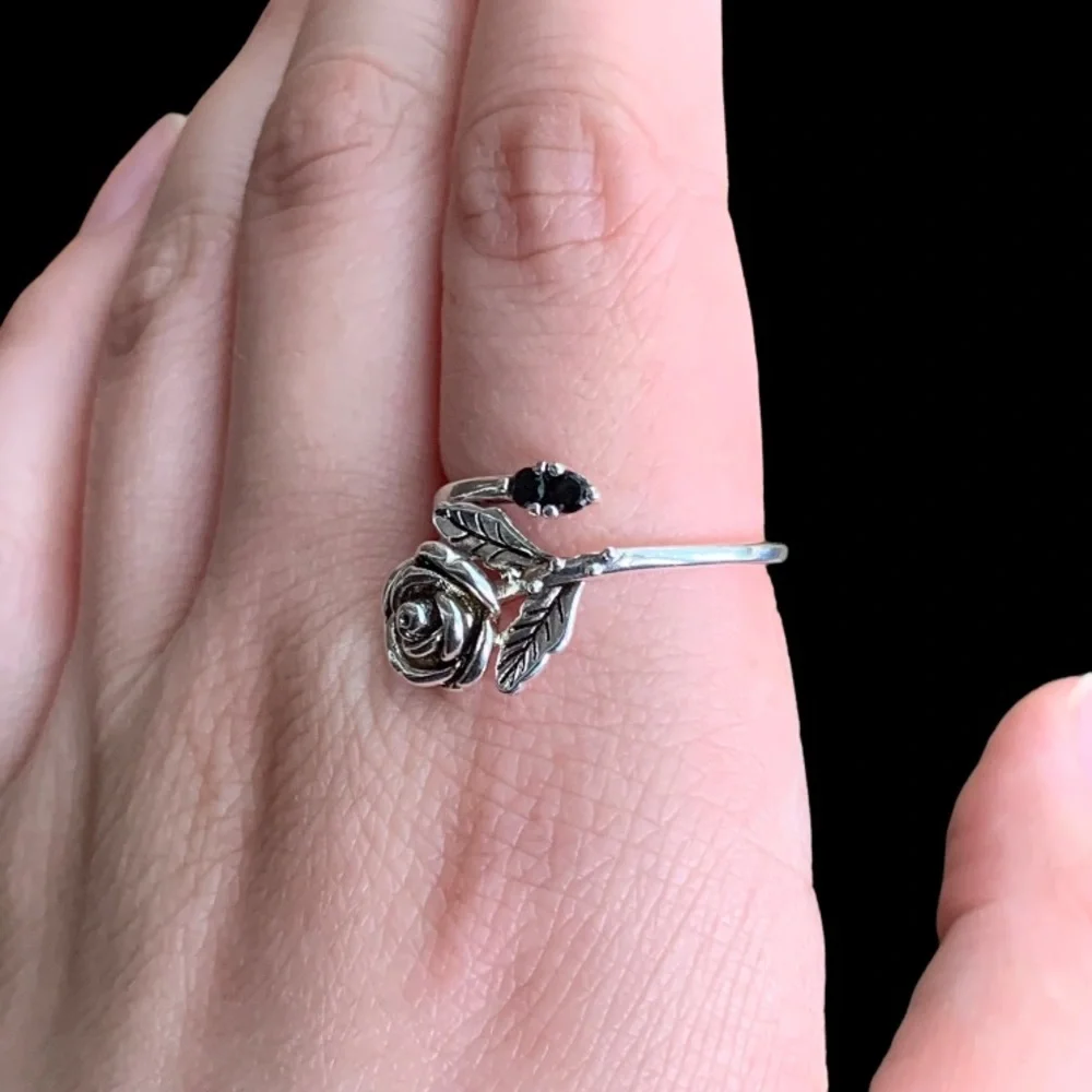 STERLING SILVER ROSE AND BLACK CZ RING - Picture 6 of 11